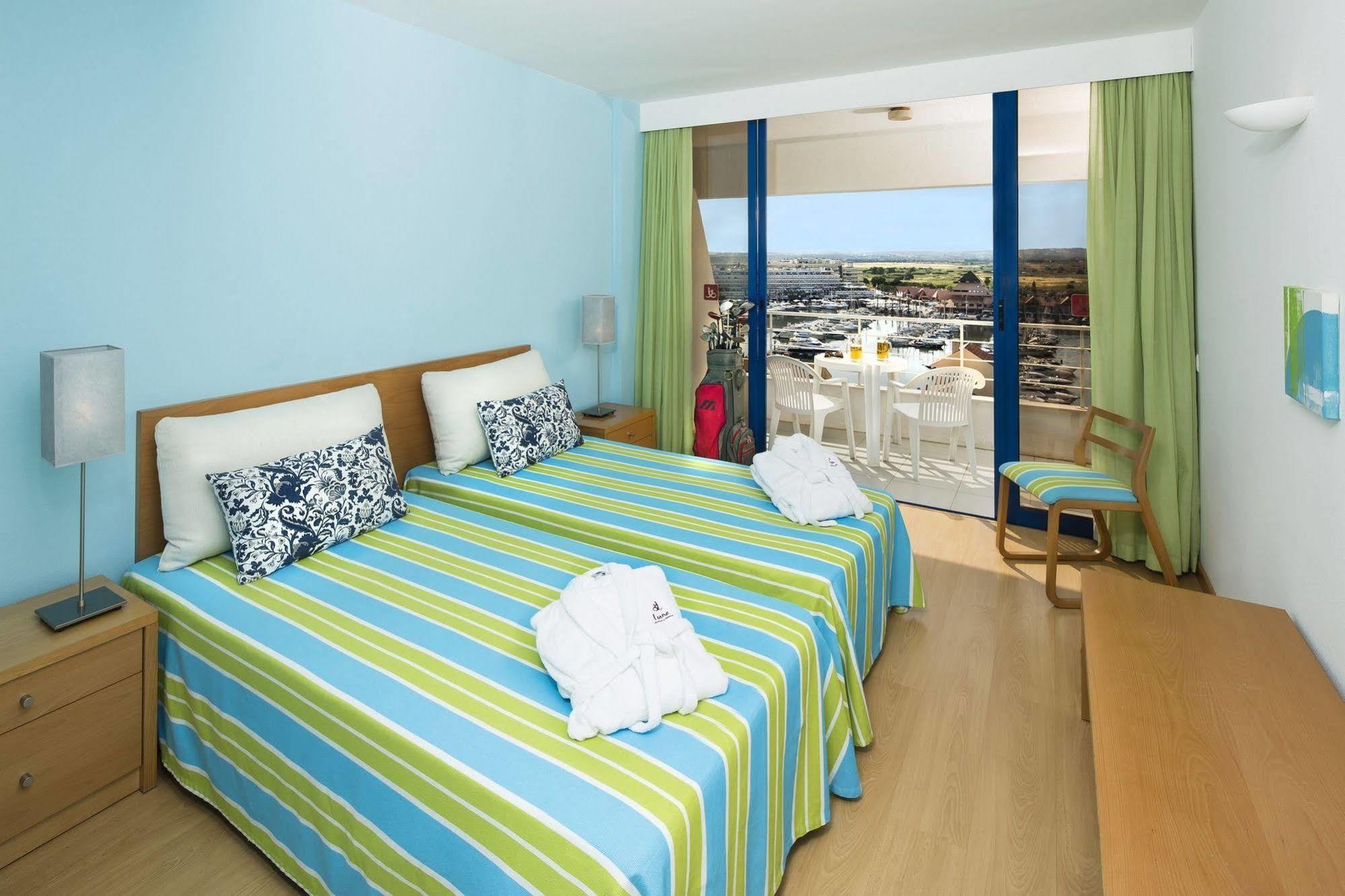 The Navigator - Olympus Aparthotel 4*